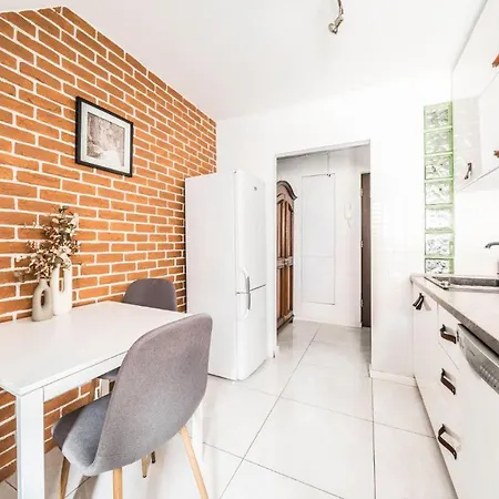 Wroniecka In Center * Poznań