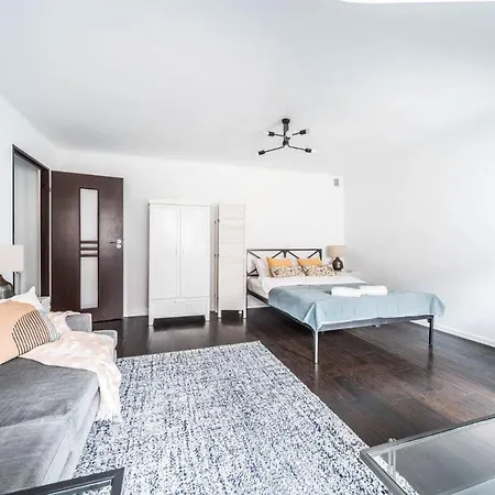 Wroniecka In Center Poznań